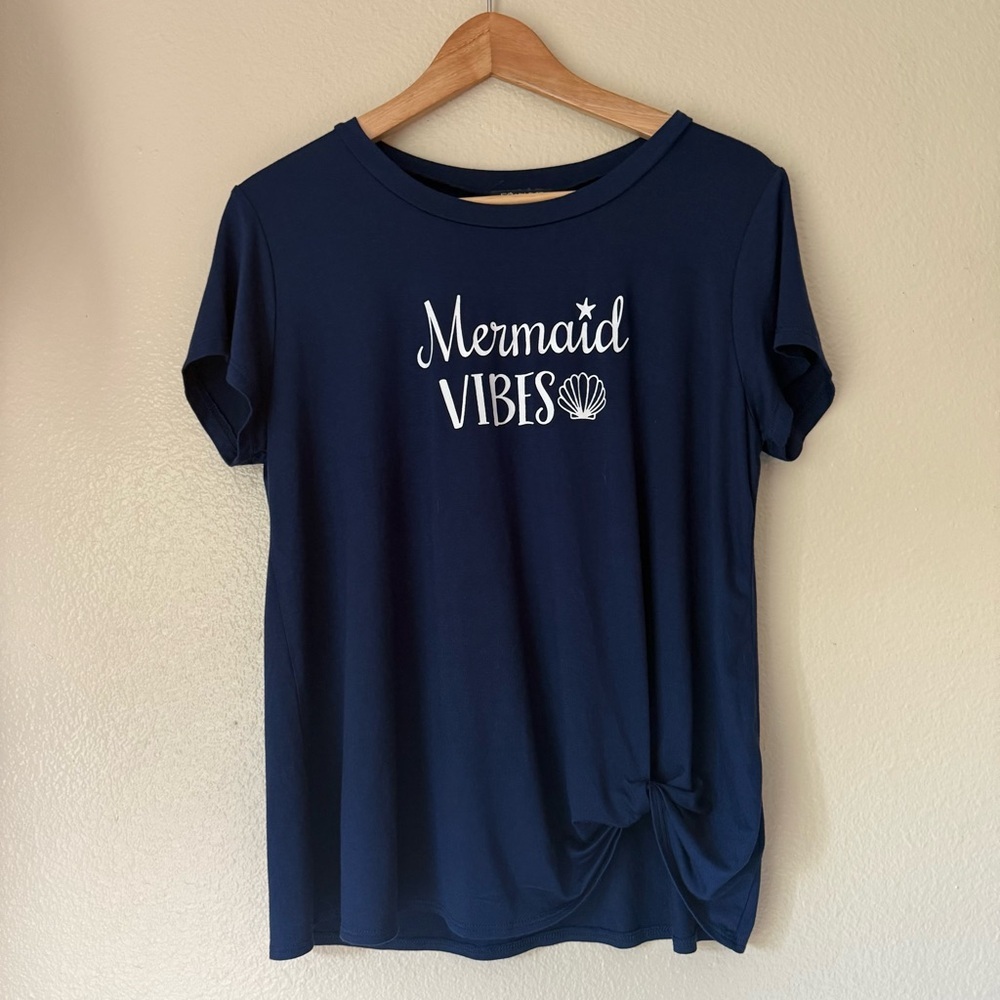 ❇️Scarlett Navy Blue 'Mermaid Vibes' Tee 2 for $22❇️